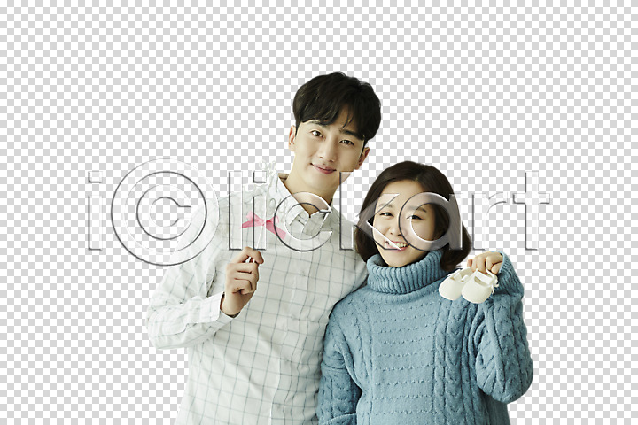 행복 20대 남자 두명 사람 성인 성인만 여자 한국인 PNG 앞모습 편집이미지 기다림 들기 리본 미소(표정) 상반신 아기신발 아빠 엄마 응시 임산부 임신 편집소스