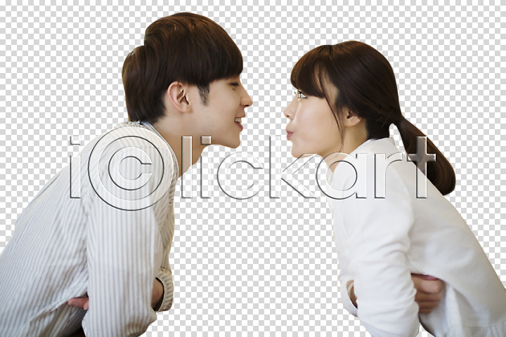 20대 남자 동양인 두명 성인 여자 한국인 PNG 옆모습 편집이미지 마주보기 상반신 웃음 커플 팔짱 편집 편집소스